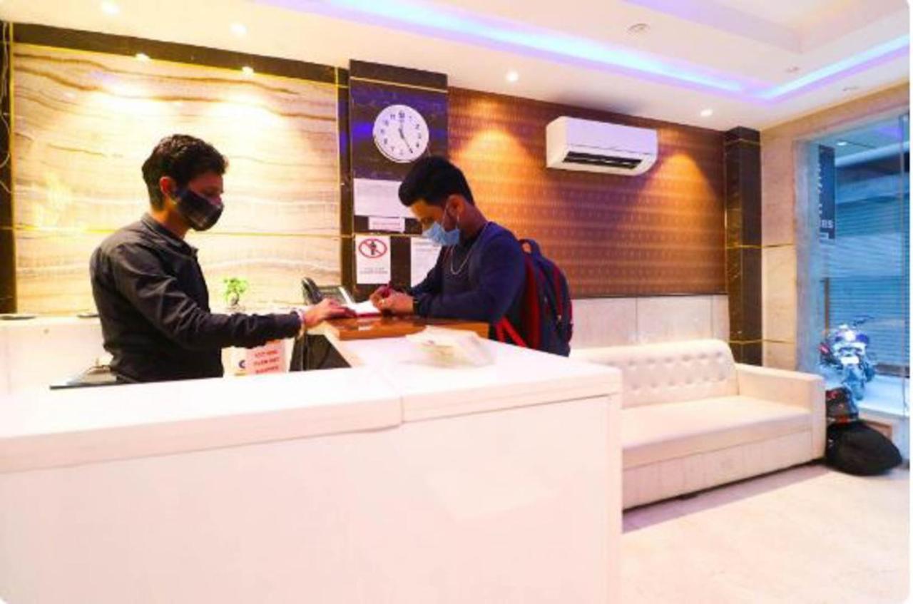 Hotel Royal Sky Luxury Near Delhi Airport Ню Делхи Екстериор снимка