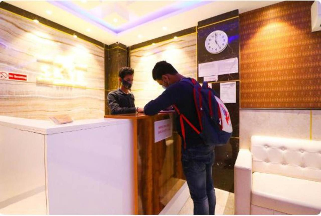 Hotel Royal Sky Luxury Near Delhi Airport Ню Делхи Екстериор снимка